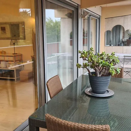 T2 De Vacances, Apartmán Antibes