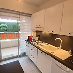 T2 De Vacances, דירה *