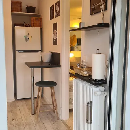 Appartement T2 De Vacances, Antibes